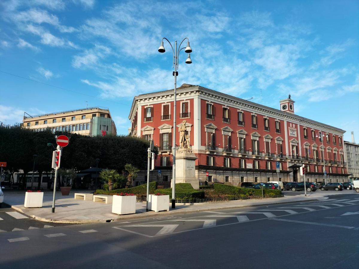 Antica Dimora Lombardi 1 Apartment Bari Exterior photo